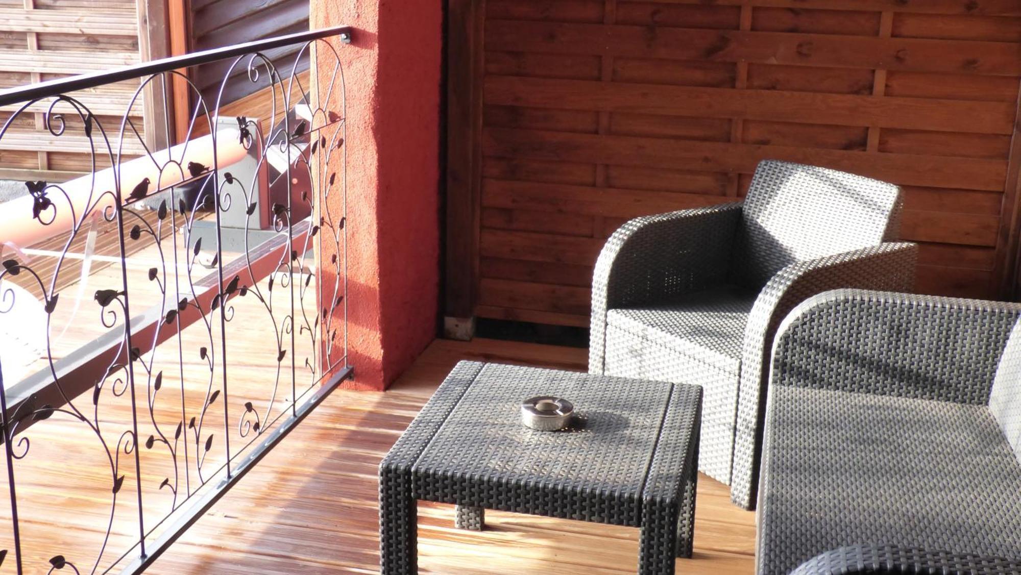 La Colline Aux Yeux Doubs Bed & Breakfast Baume-les-Dames Exterior photo